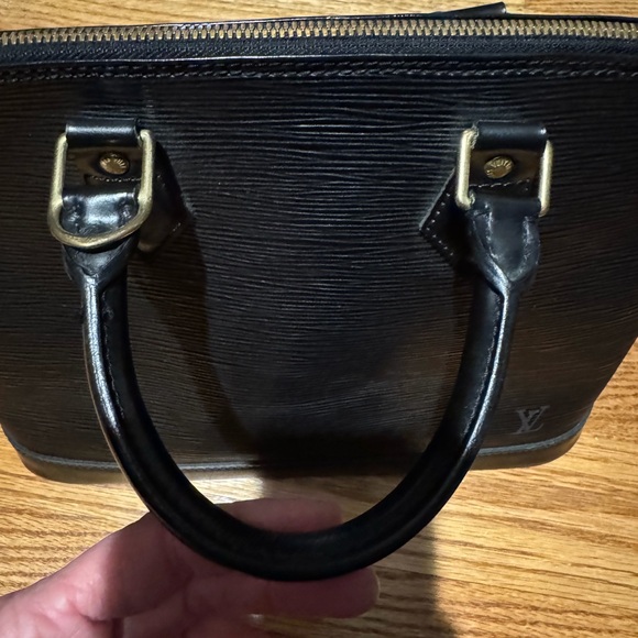 Louis Vuitton Epi Alma PM • Black Leather Satchel • Authentic Designer Bag - Picture 5 of 12